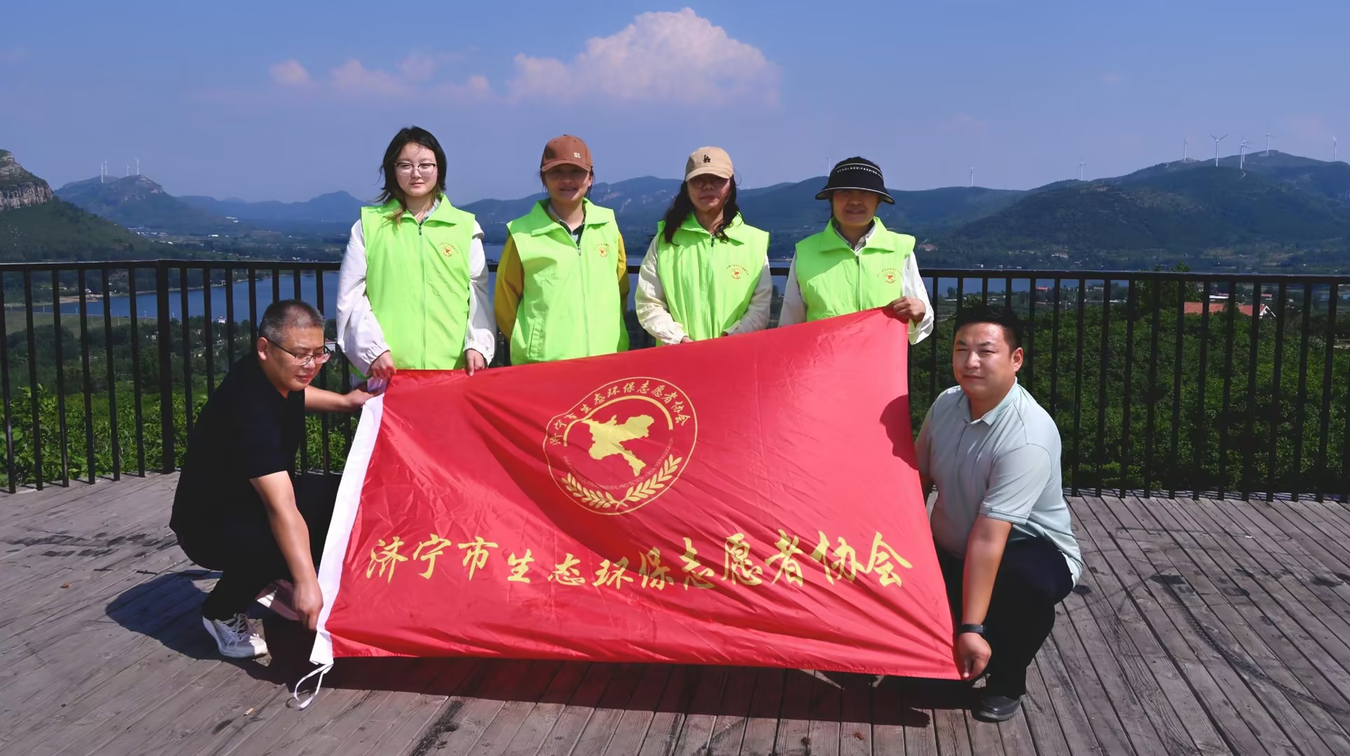 合影.jpg